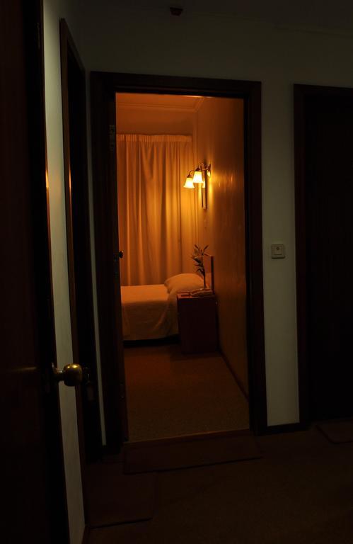 Residencial D. Joao III Otel Ponta Delgada Dış mekan fotoğraf