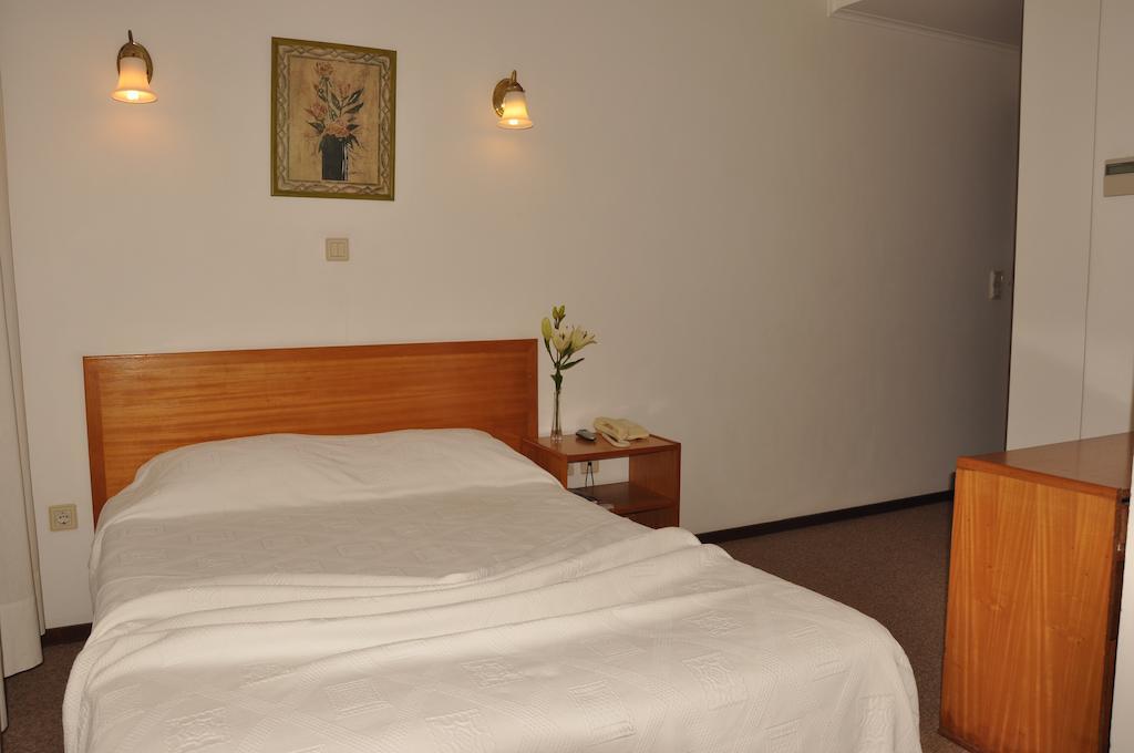 Residencial D. Joao III Otel Ponta Delgada Oda fotoğraf